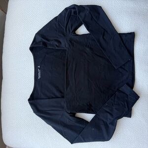 Abercrombie black Long Sleeve Crop Top